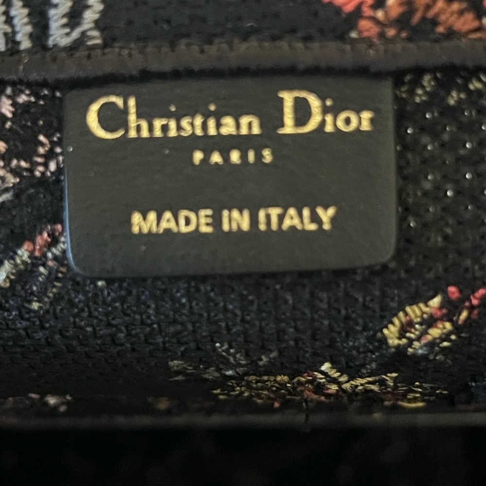 Christian Dior floral canvas large tote - Picture 2 of 10